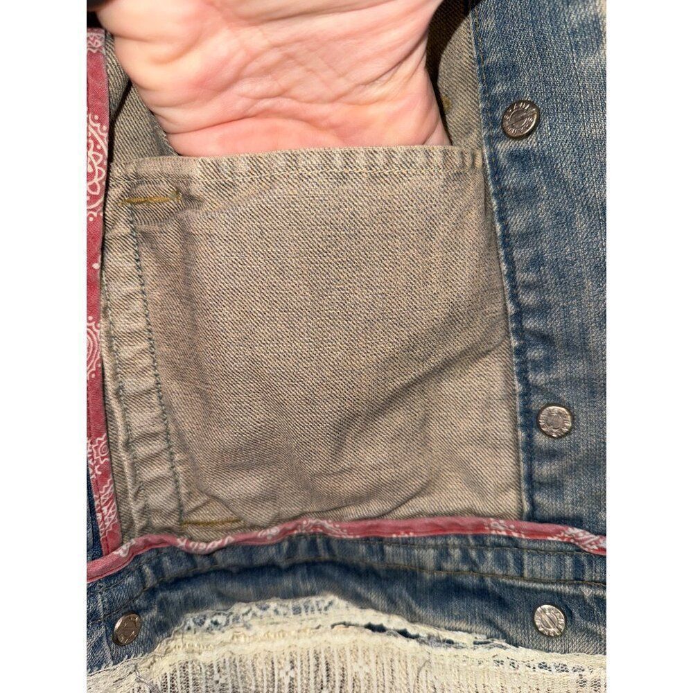 Shane Jeans Denim Embellished Vest Size Small‎ - Picture 12 of 16